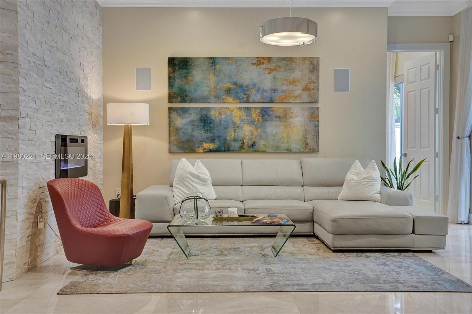 1529 Shoreline Way 1529