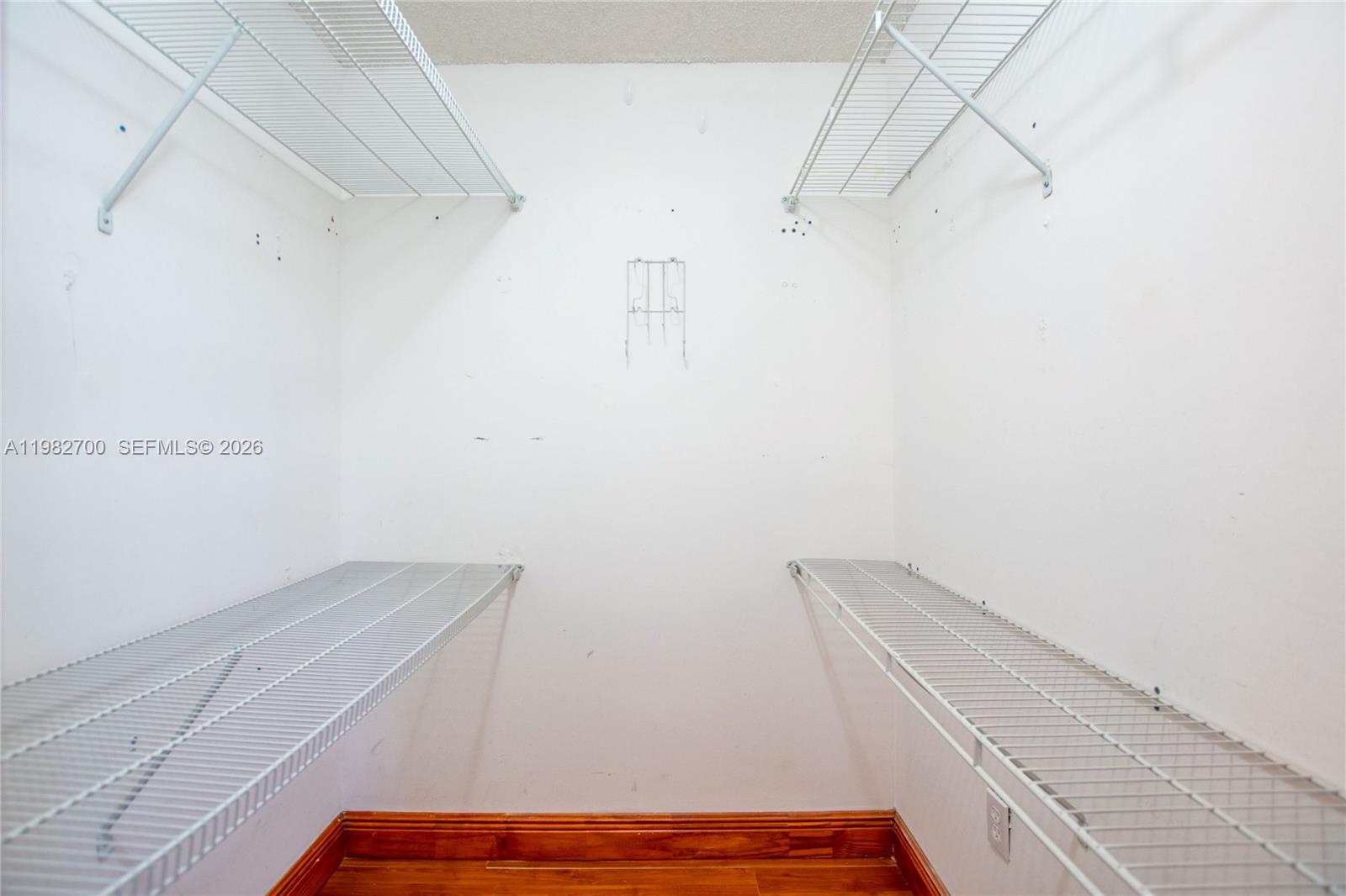 LA ARBOLEDA CONDO PH II - Residential