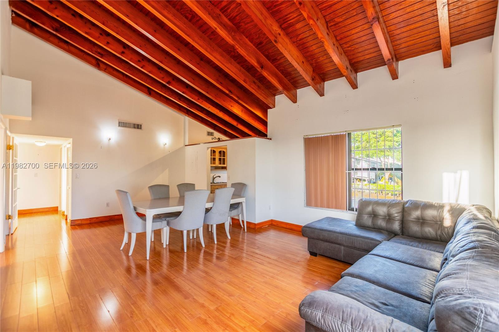 LA ARBOLEDA CONDO PH II - Residential