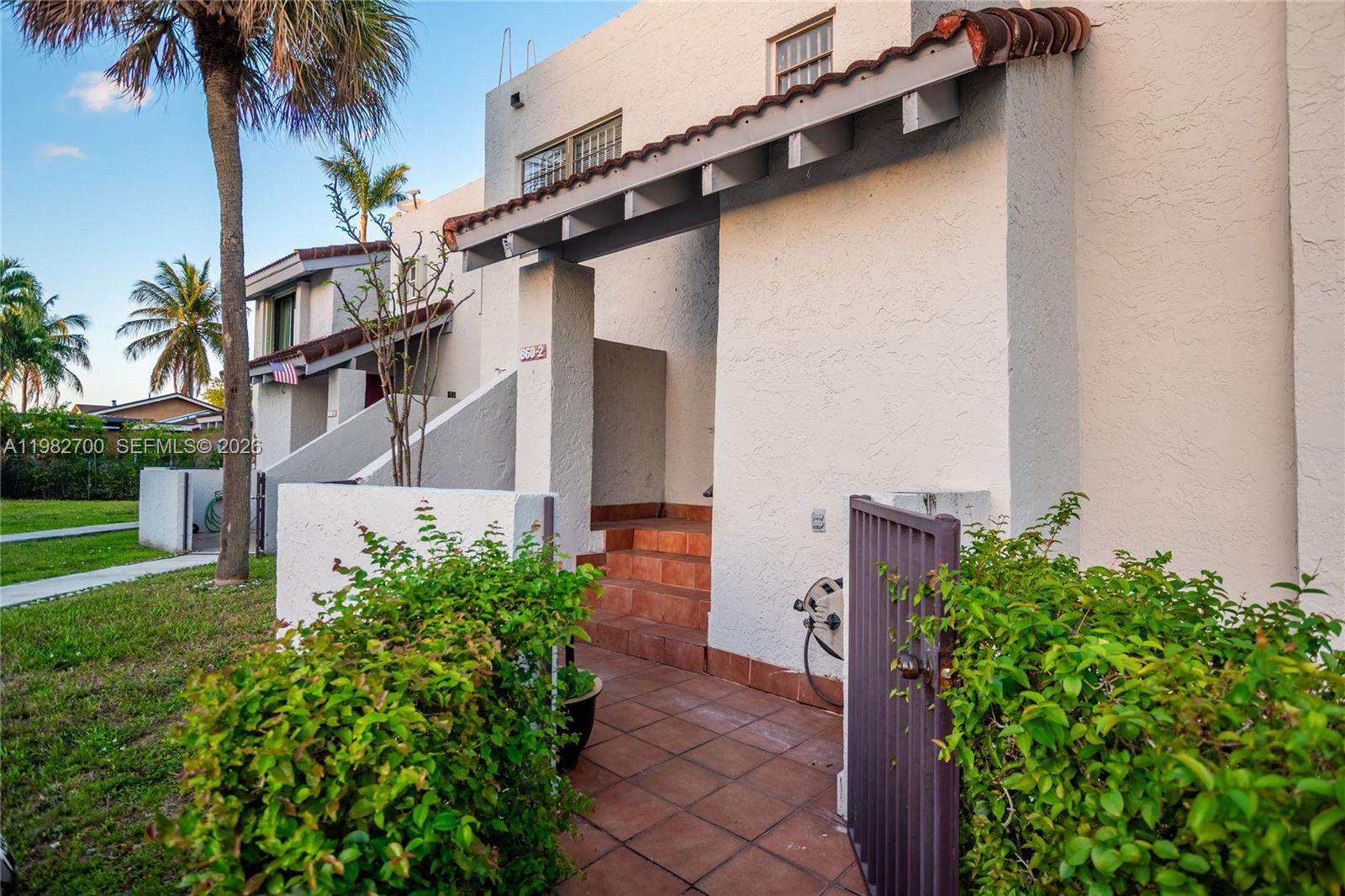 LA ARBOLEDA CONDO PH II - Residential