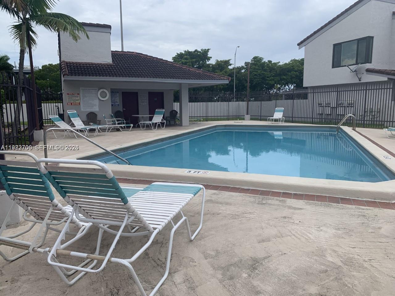 LA ARBOLEDA CONDO PH II - Residential