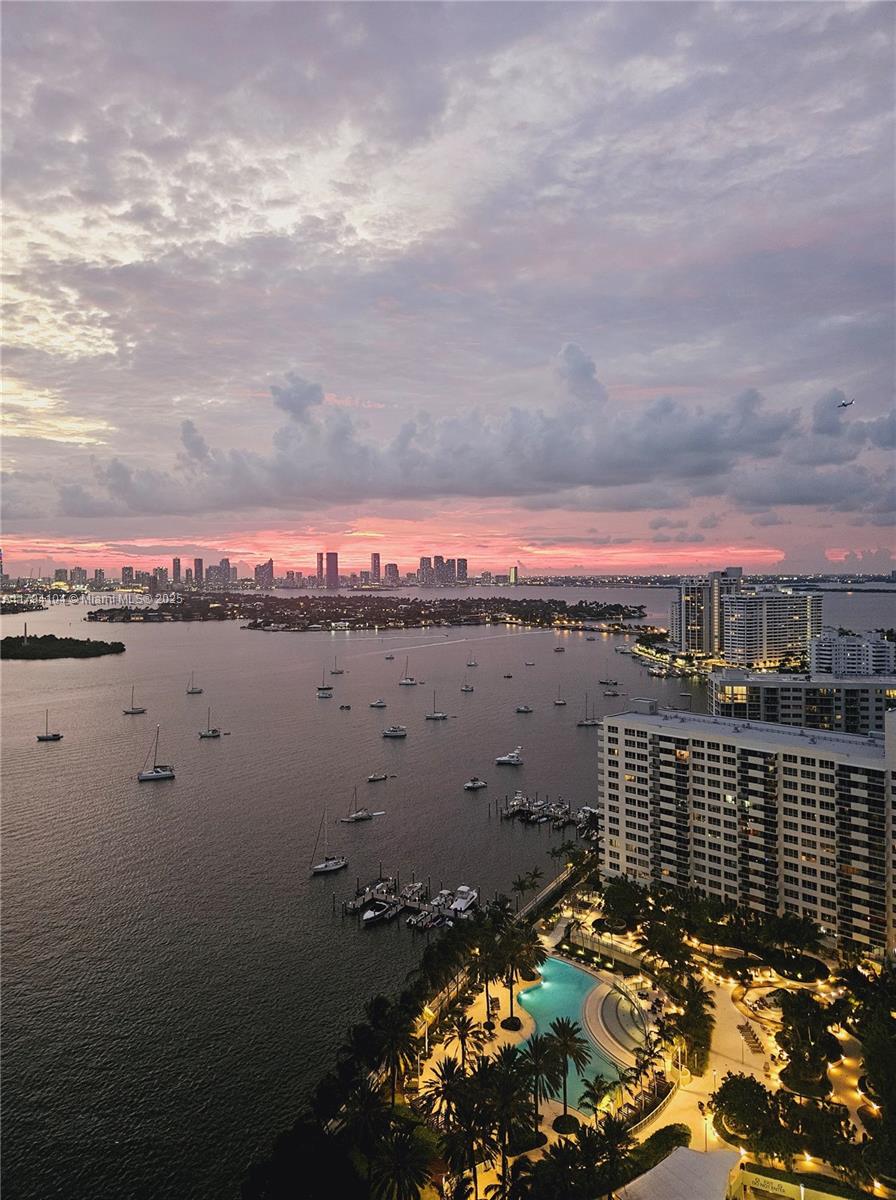 1330 West Ave 2805, Miami Beach, Miami-Dade County, Florida - 1 Bedrooms  
1 Bathrooms - 