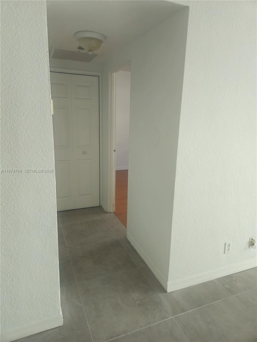 TIDES ON HOLLYWOOD BEACH - Residential Lease
