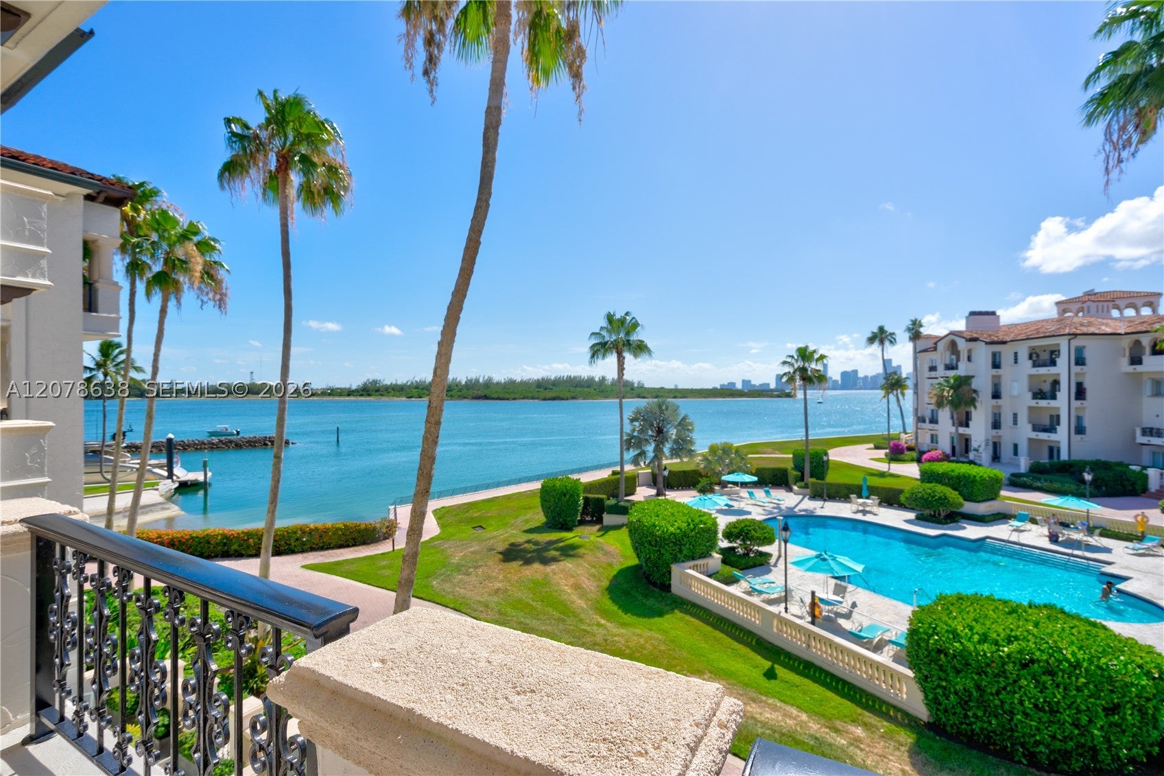 2035 Fisher Island Dr 2035