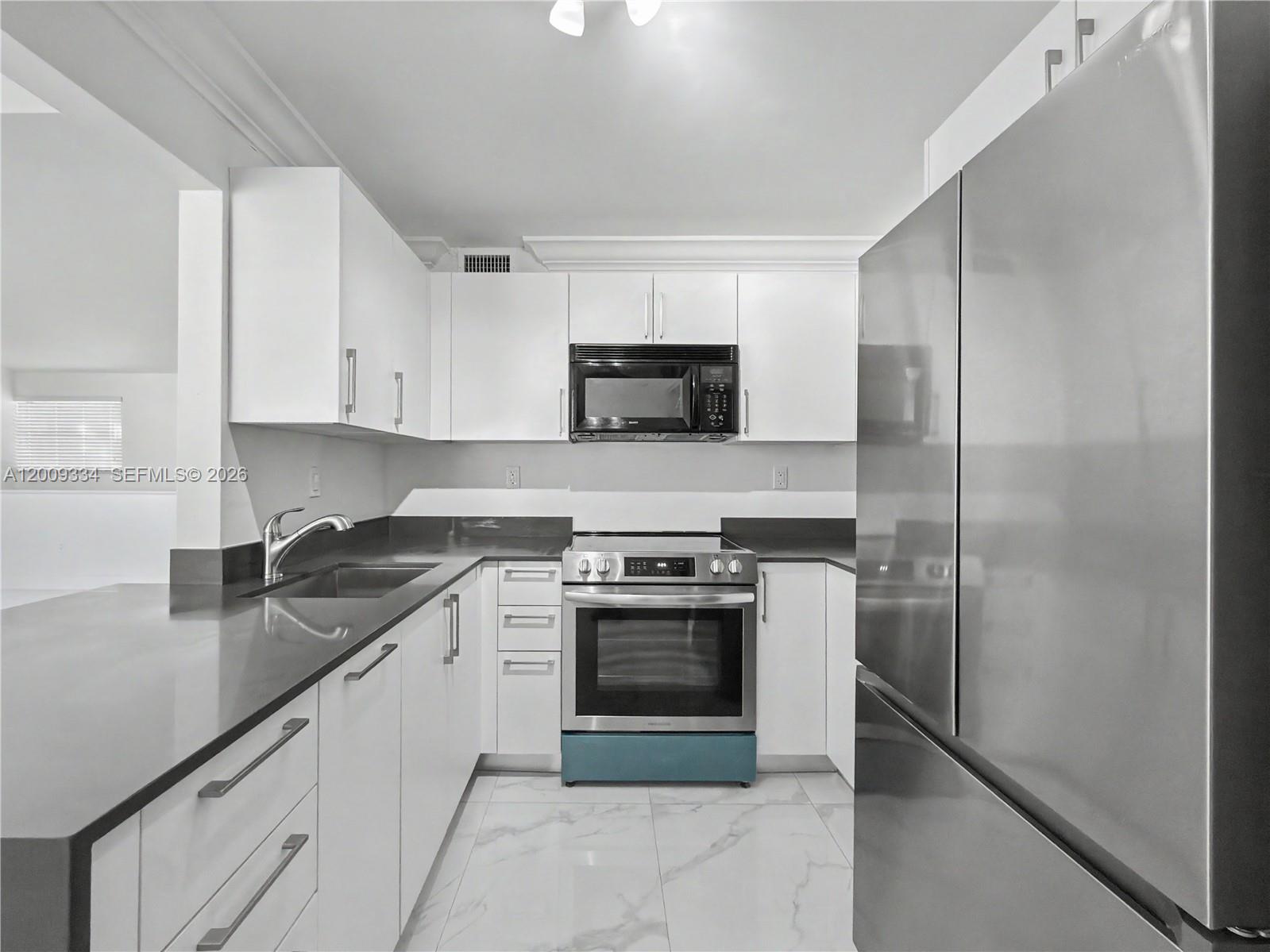 10010 NW 9th St Cir 203