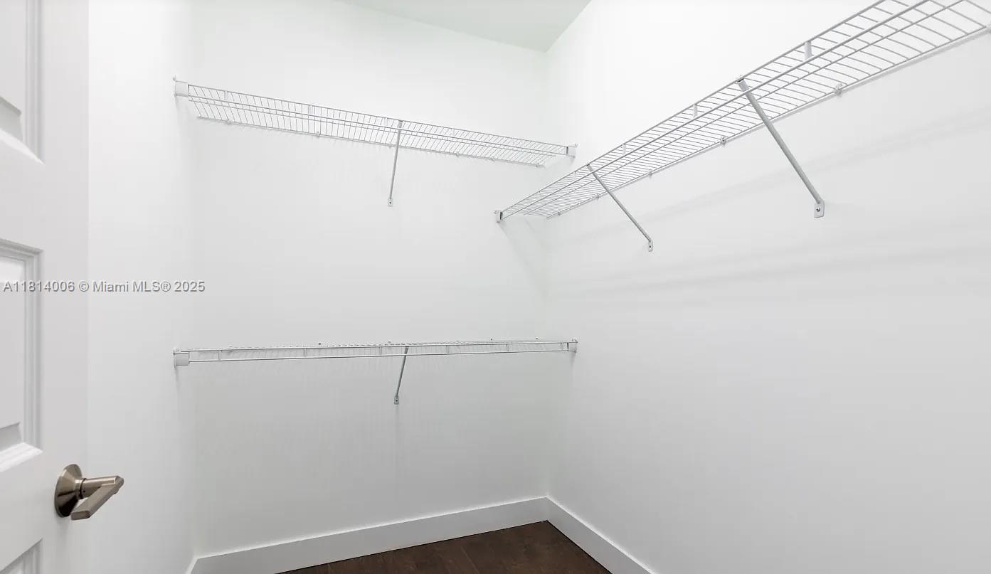 BRONWYN BATISTE PLAT - Residential Lease