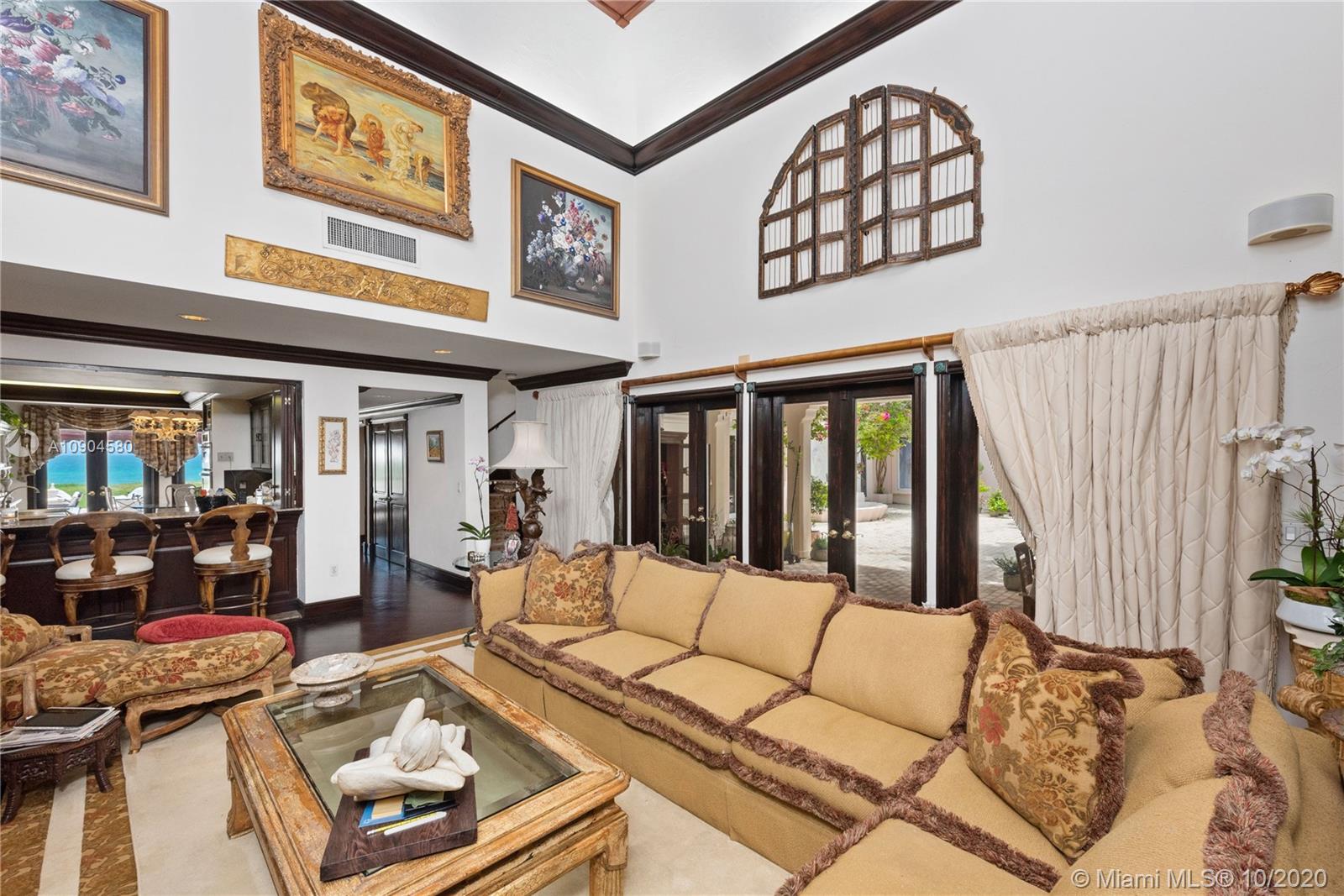 GOLDEN BEACH SEC A - Residential