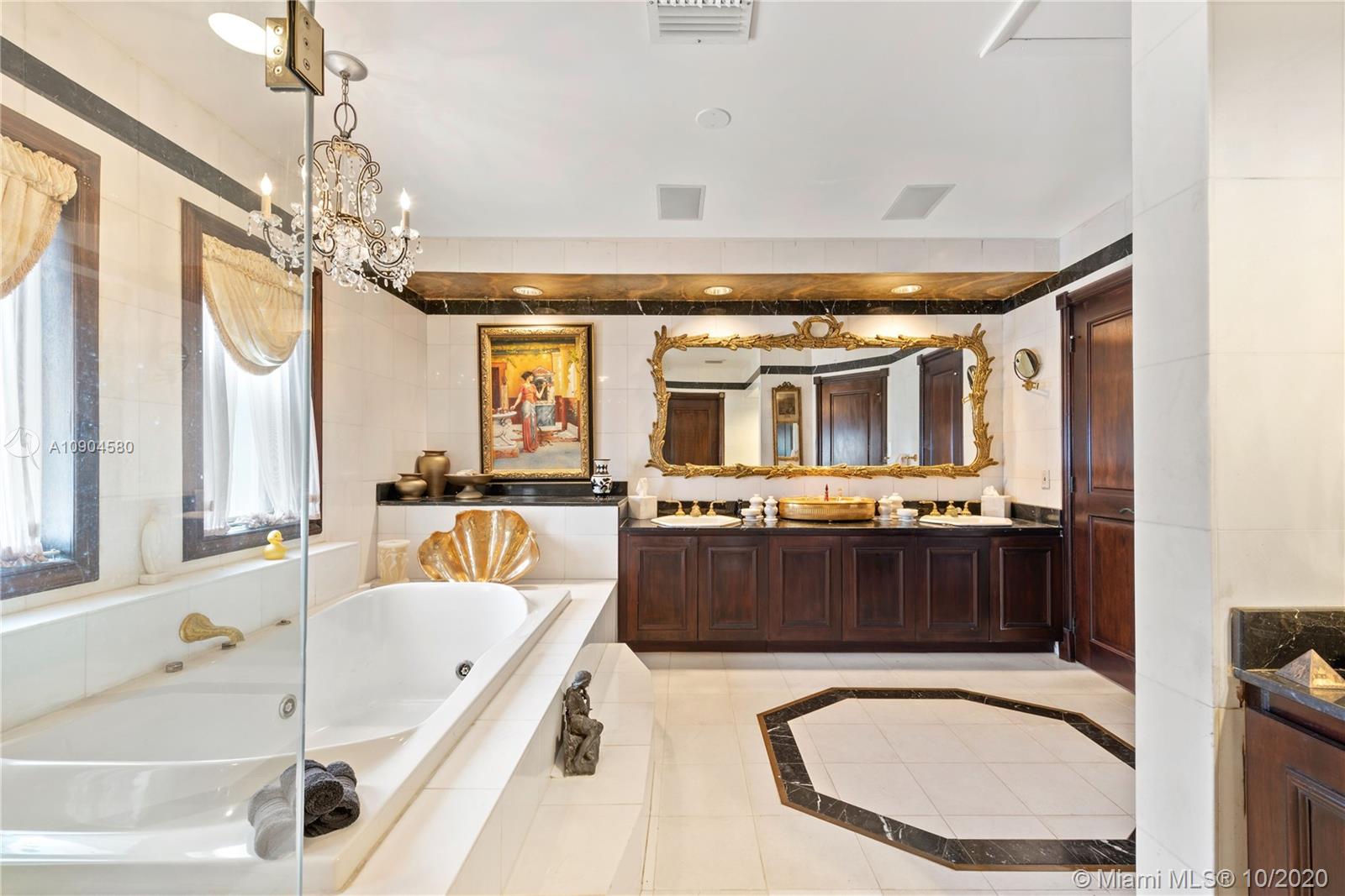 GOLDEN BEACH SEC A - Residential