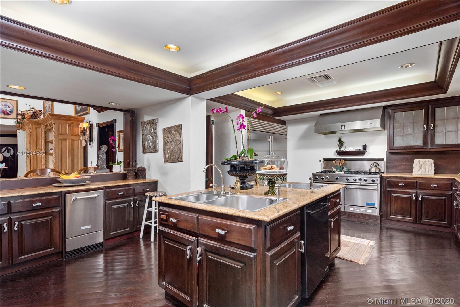 GOLDEN BEACH SEC A - Residential