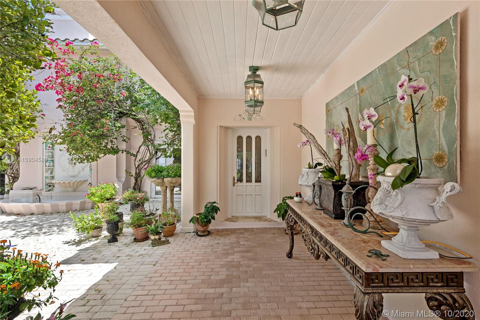 GOLDEN BEACH SEC A - Residential