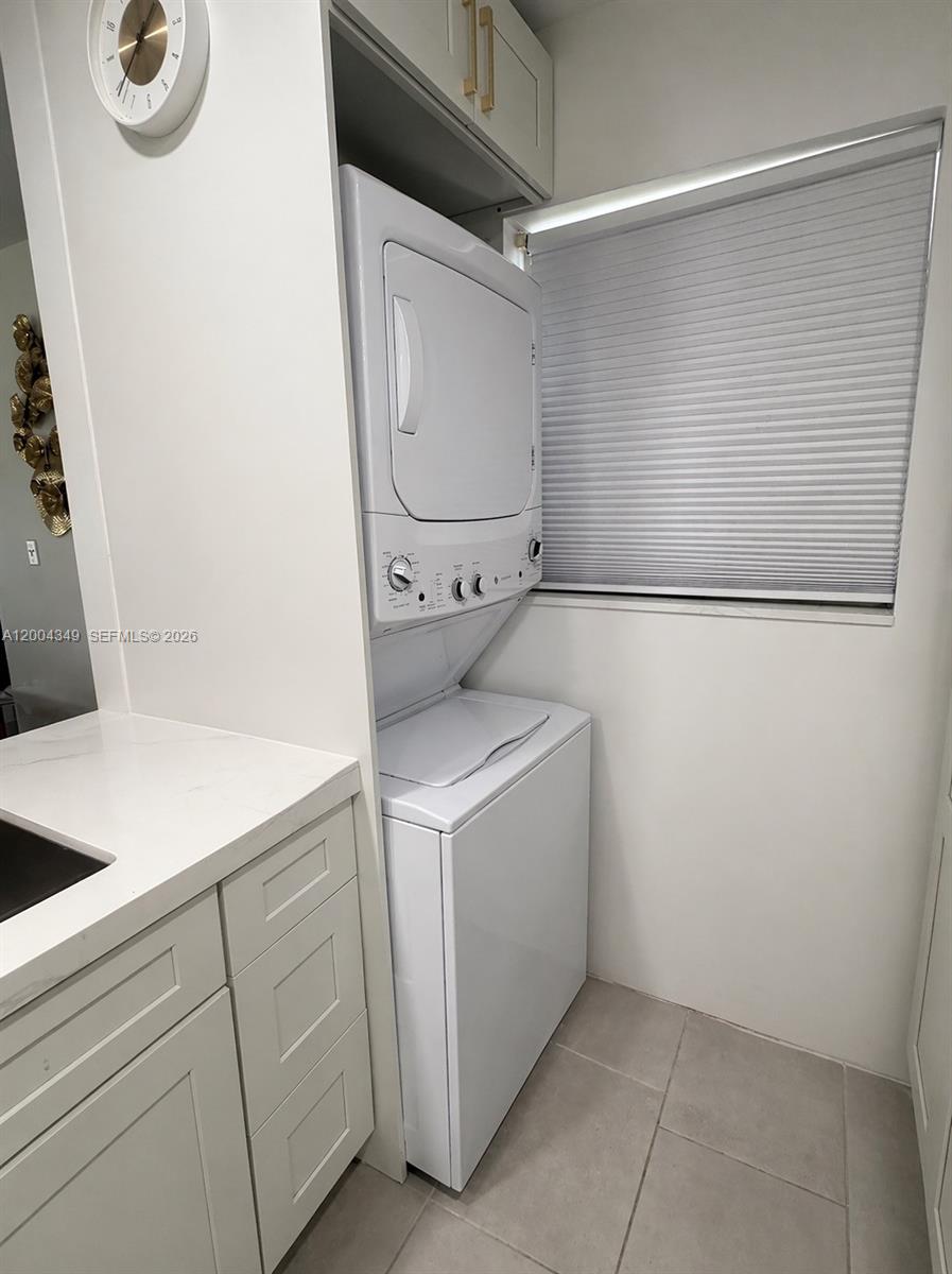 HIGH POINT OF DELRAY BEAC - Residential