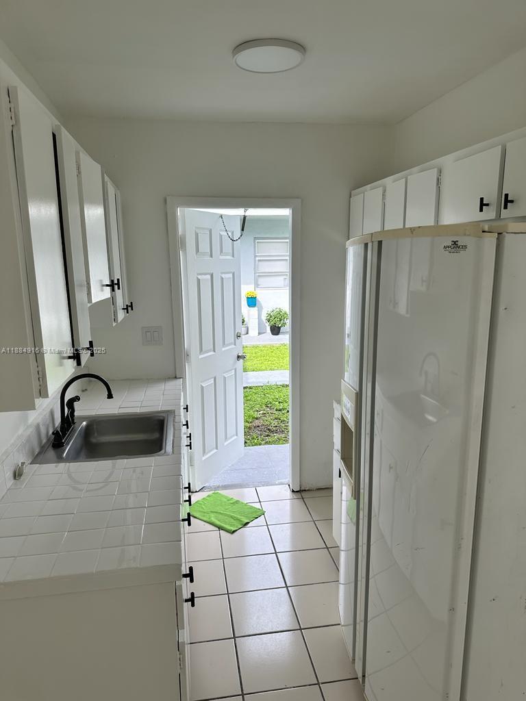 PINE RIDGE PARK - Residential Lease