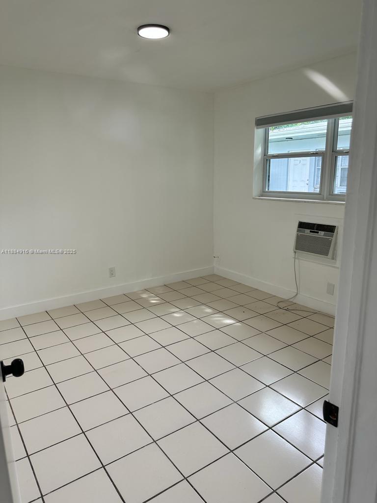 PINE RIDGE PARK - Residential Lease