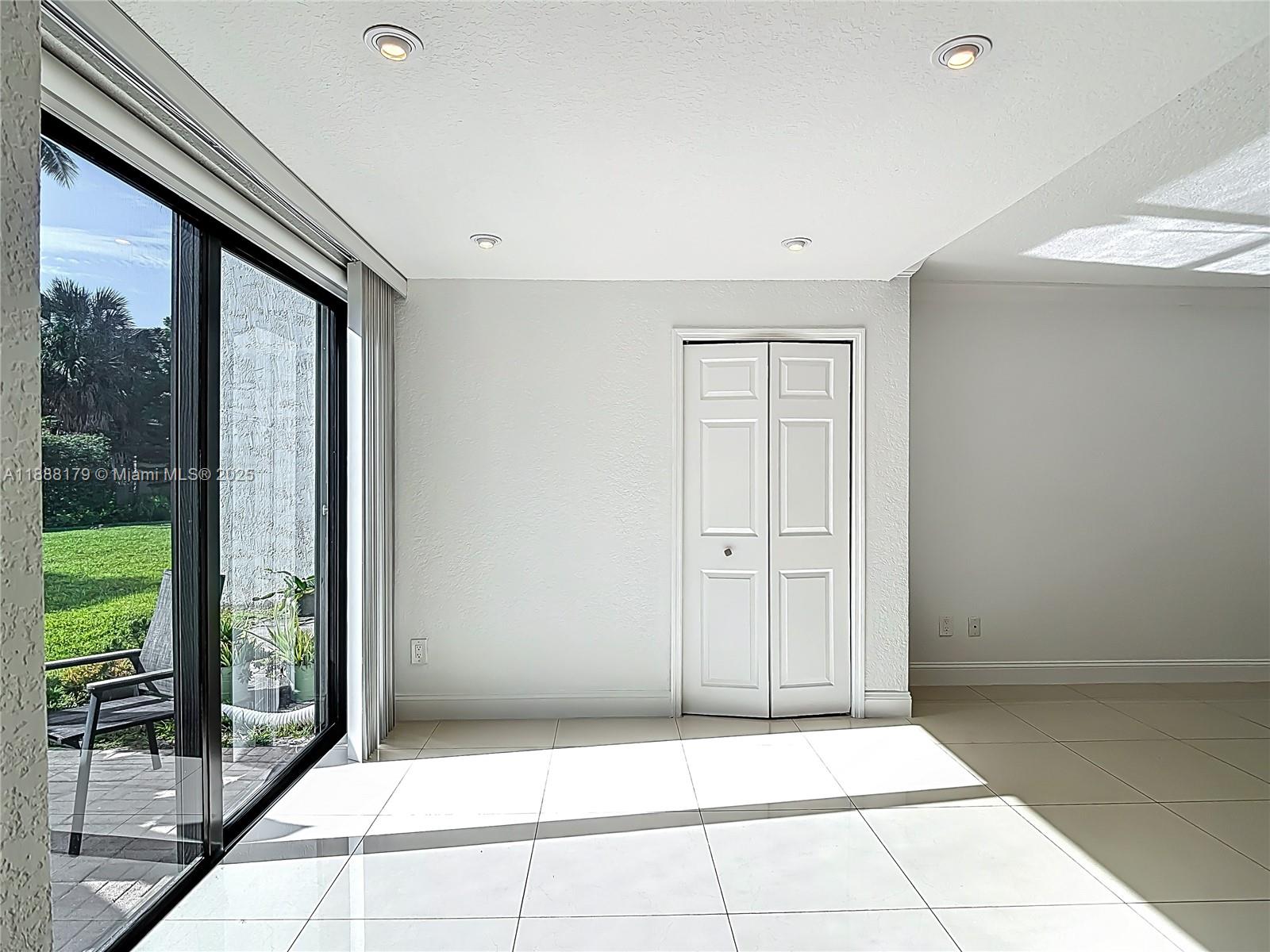 MARINER VILLAGE GARDEN CO - Residential