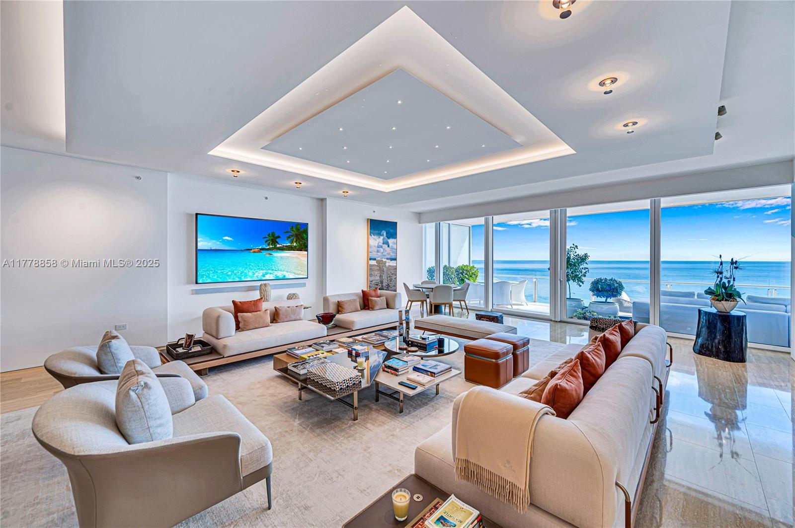 9001 Collins Ave S-903