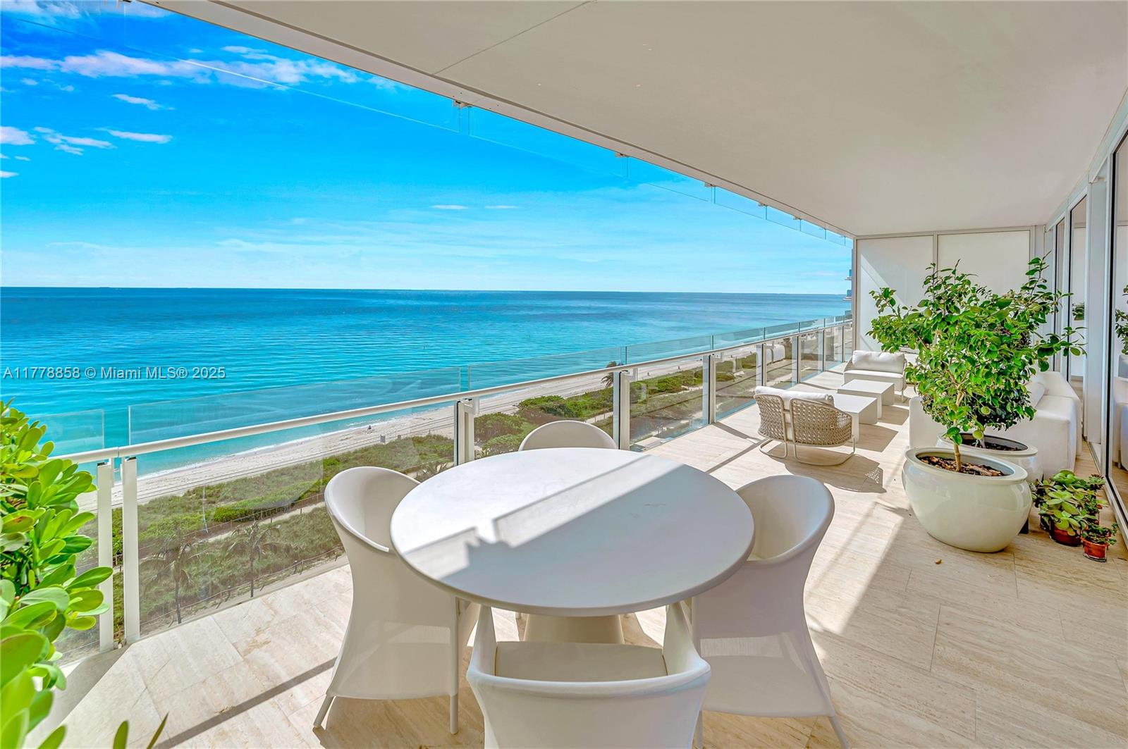 9001 Collins Ave S-903