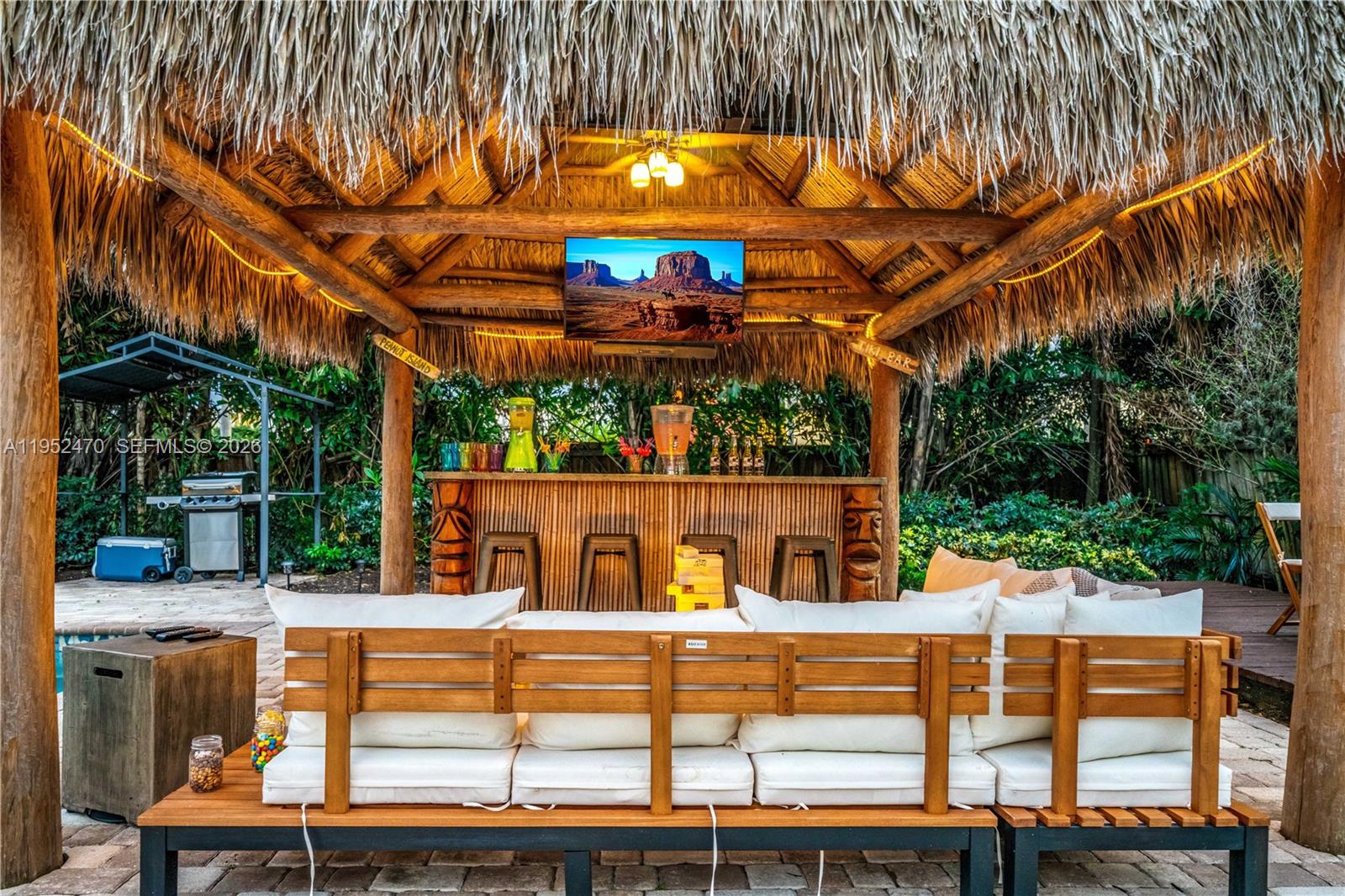 POMPANO GOLF ESTATES - Residential