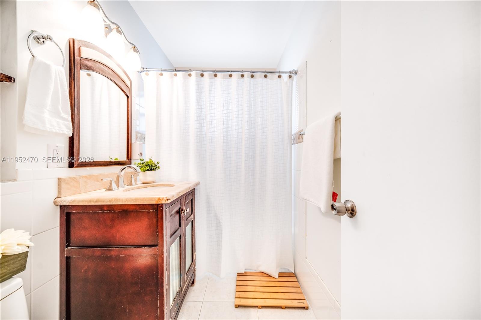 POMPANO GOLF ESTATES - Residential