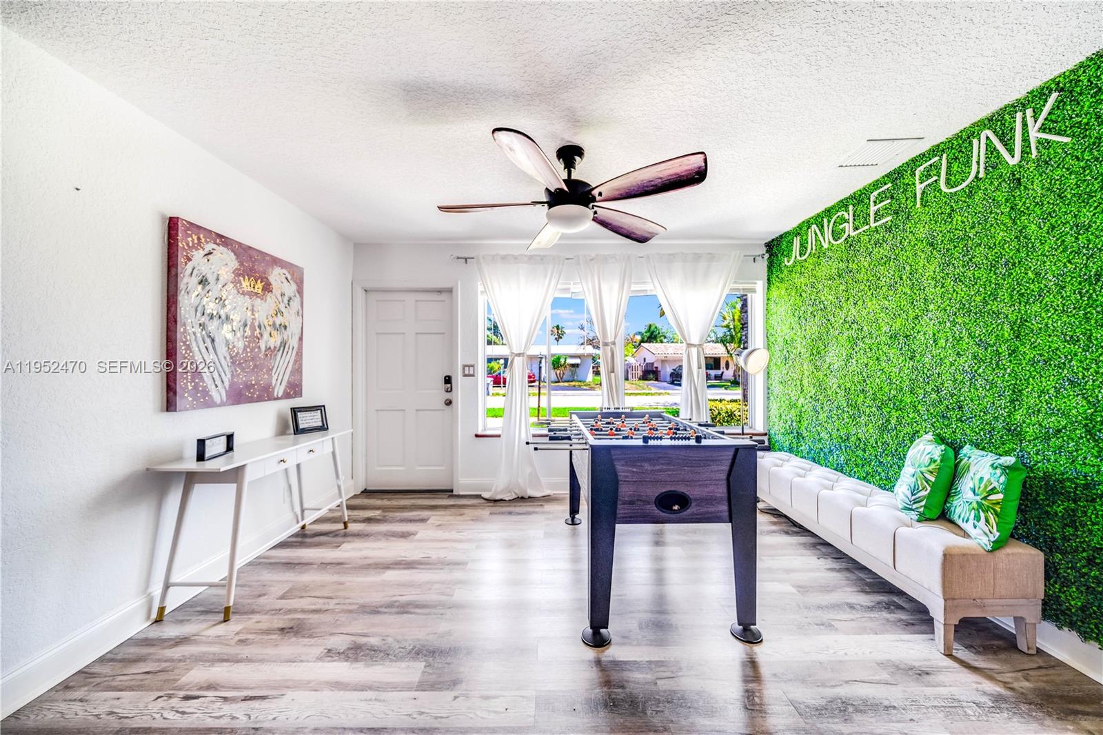 POMPANO GOLF ESTATES - Residential