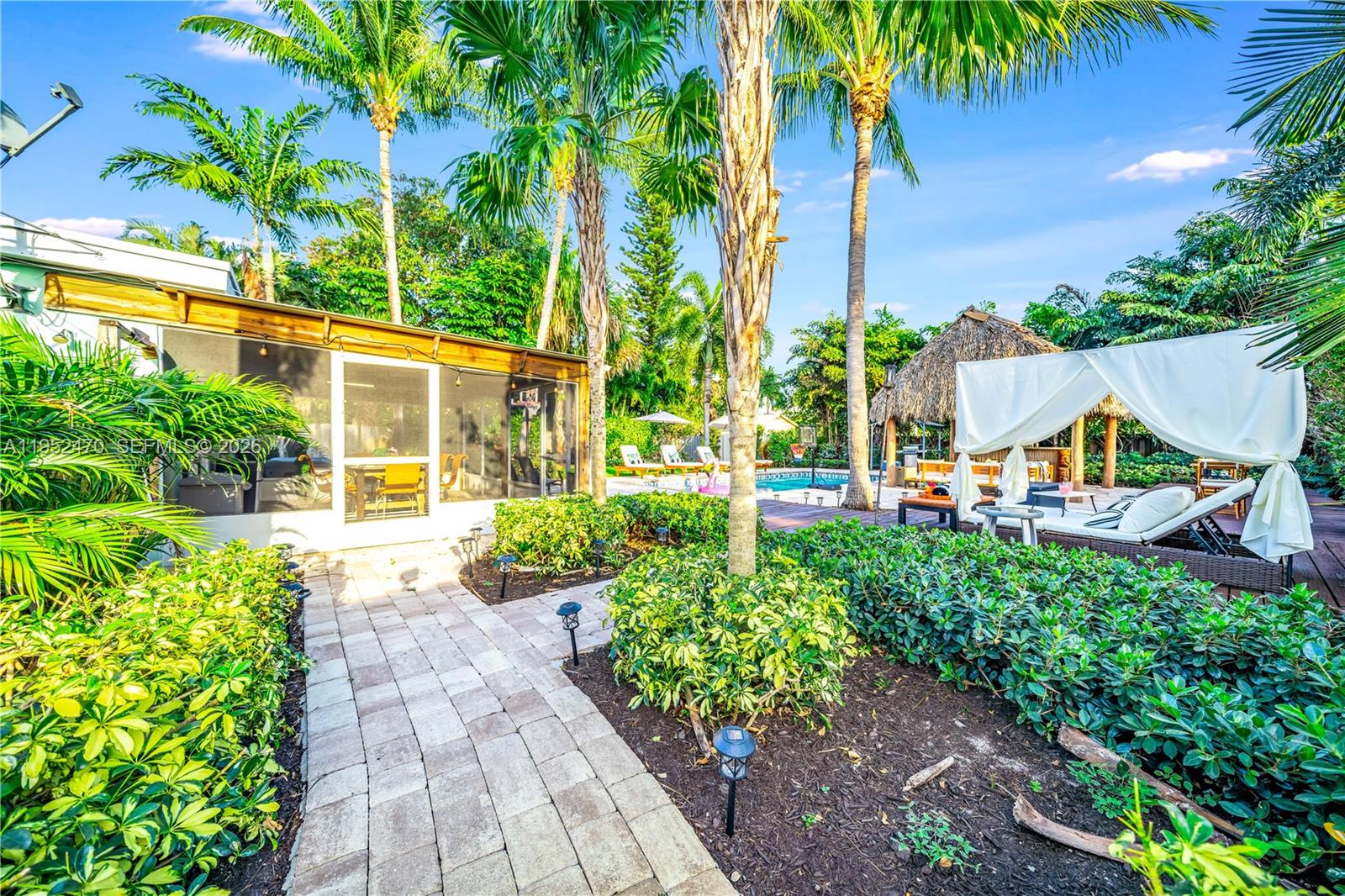 POMPANO GOLF ESTATES - Residential