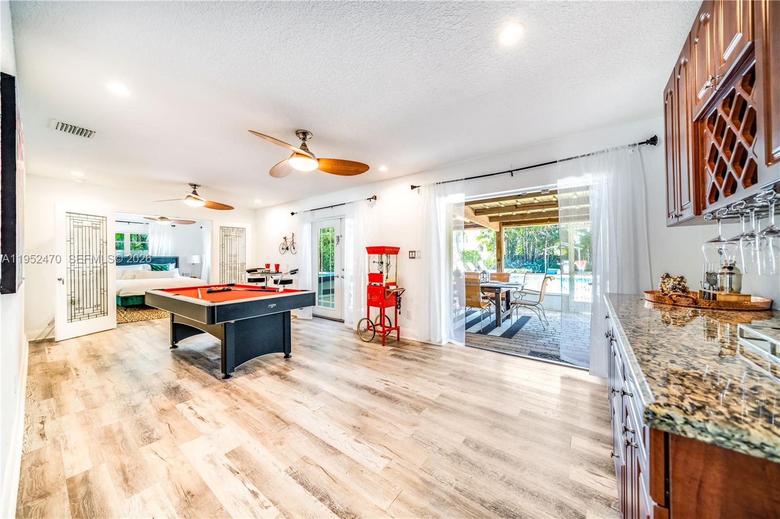 POMPANO GOLF ESTATES - Residential