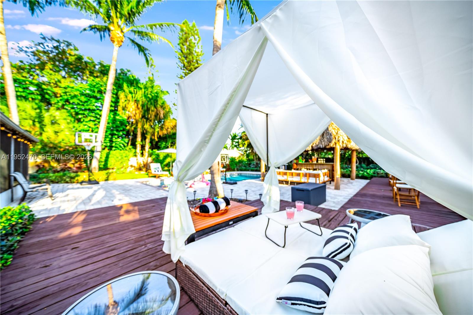 POMPANO GOLF ESTATES - Residential