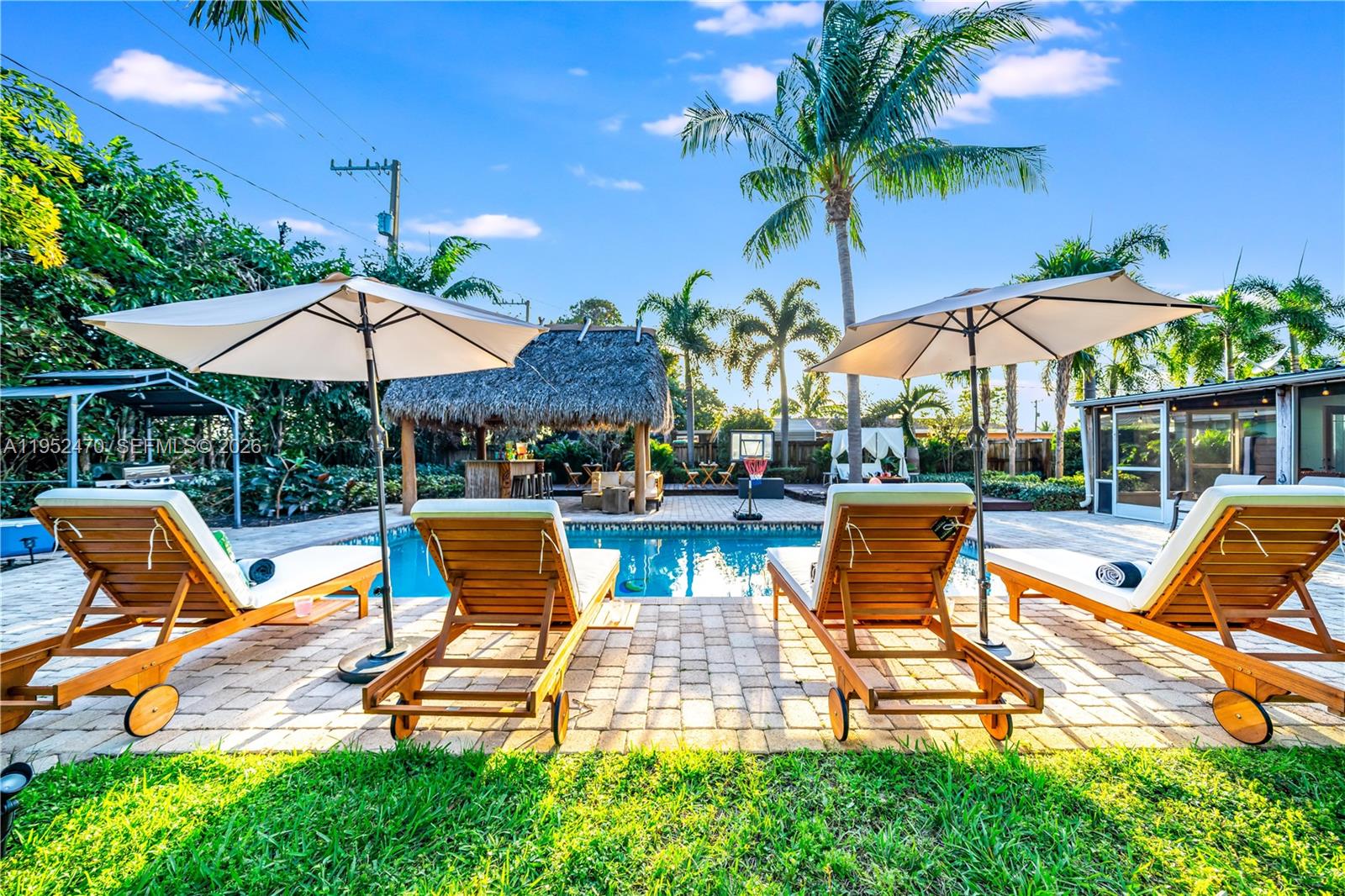 POMPANO GOLF ESTATES - Residential