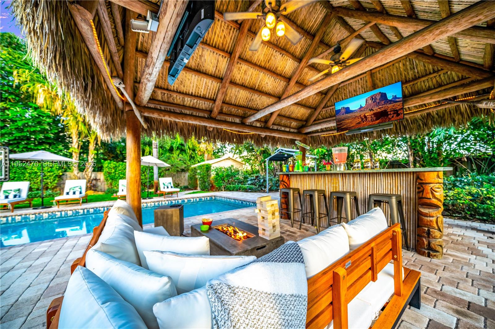 POMPANO GOLF ESTATES - Residential