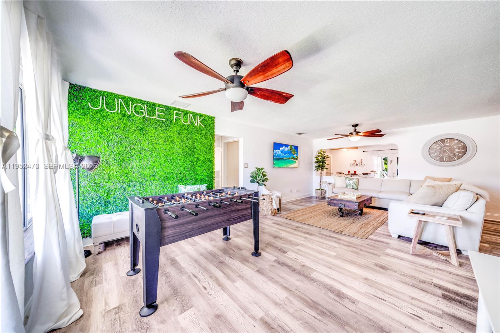 POMPANO GOLF ESTATES - Residential