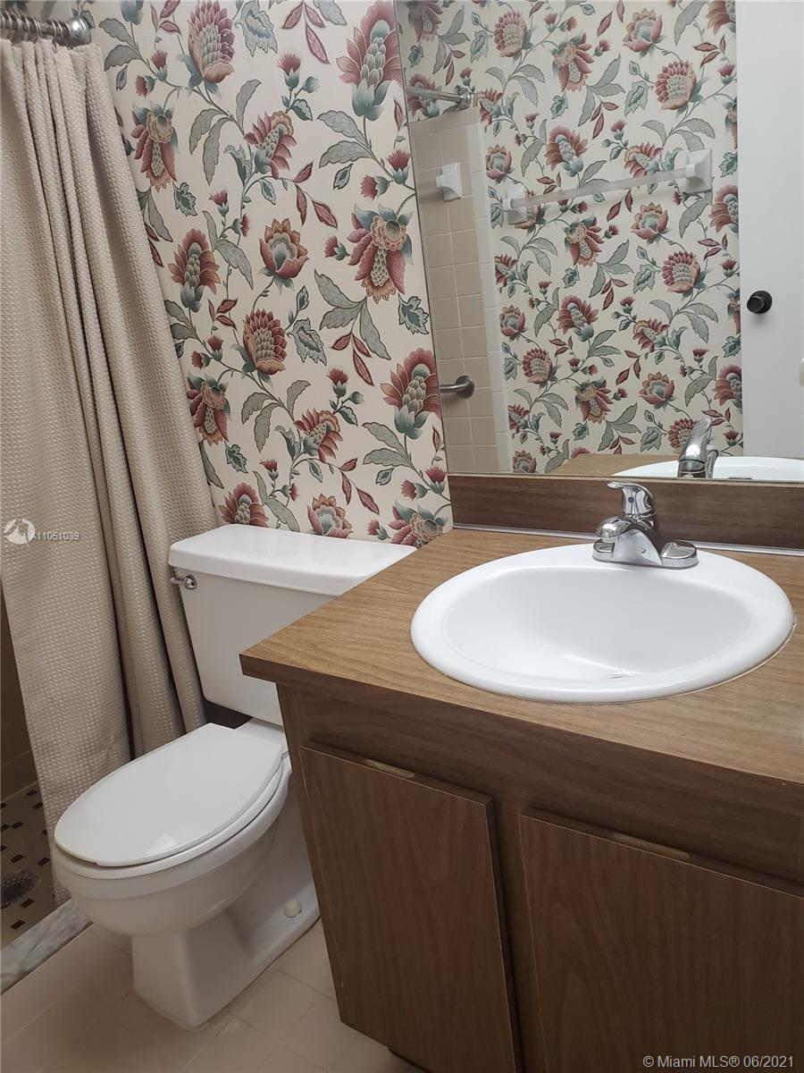 EAST LAKE TOWNHOMES PER D - Residential