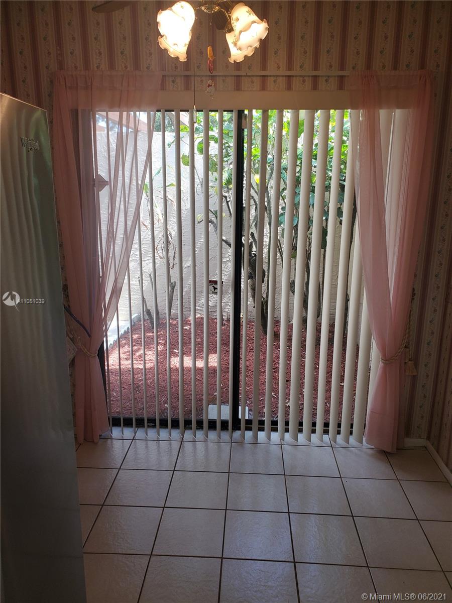 EAST LAKE TOWNHOMES PER D - Residential