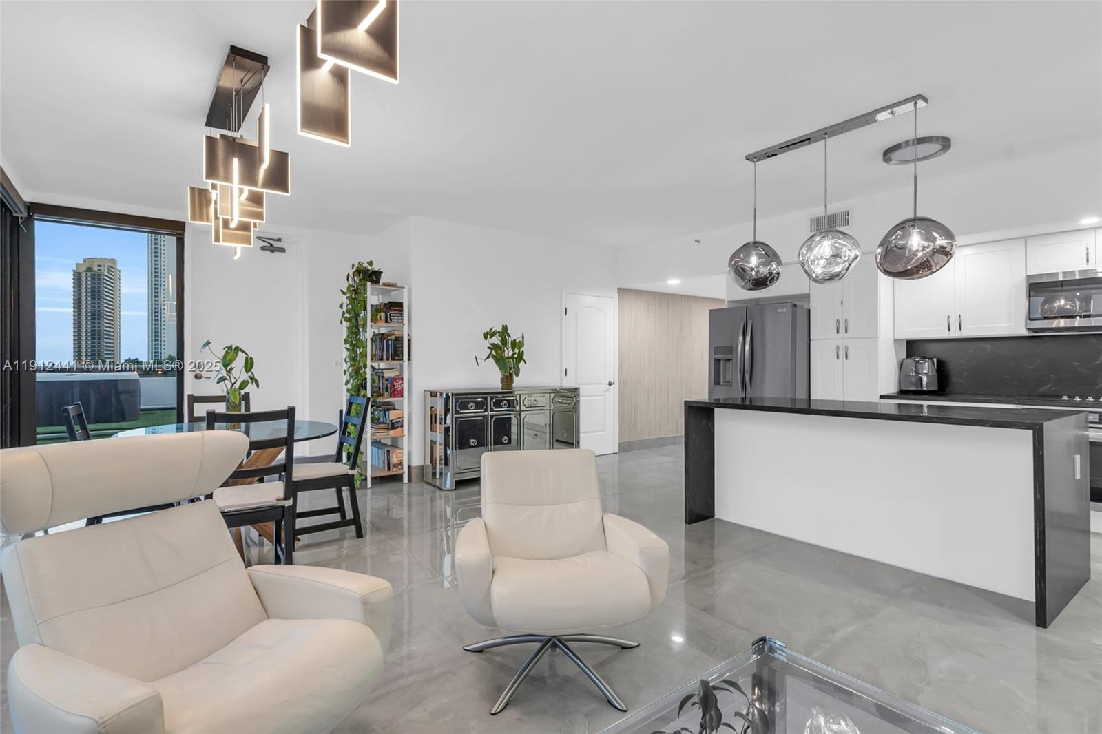 POINCIANA IS YT & RCQ CLU - Residential