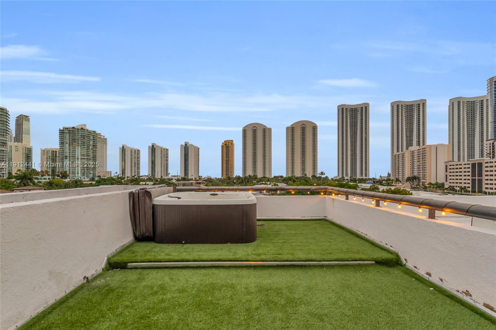 POINCIANA IS YT & RCQ CLU - Residential