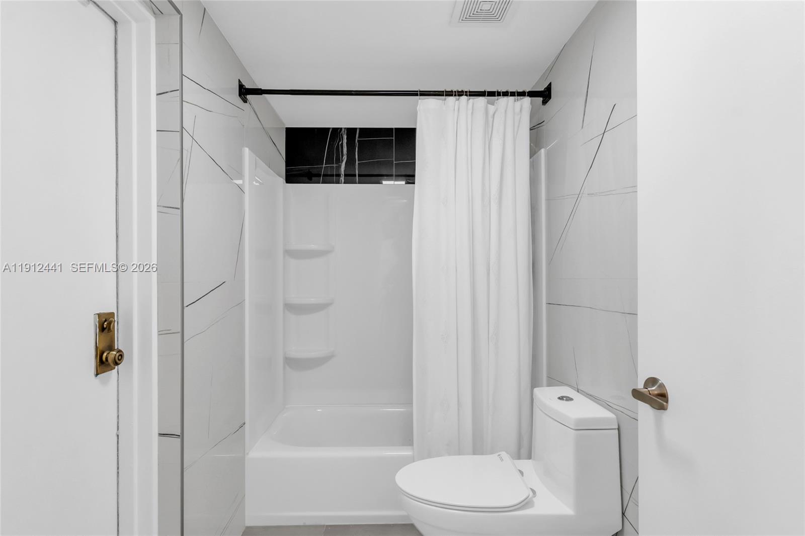 POINCIANA IS YT & RCQ CLU - Residential