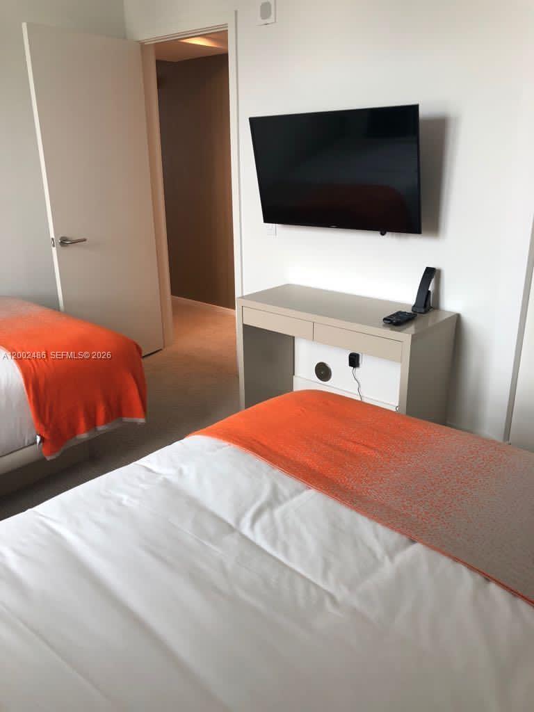 HYDE RESORT AND RESIDENCES - Residential