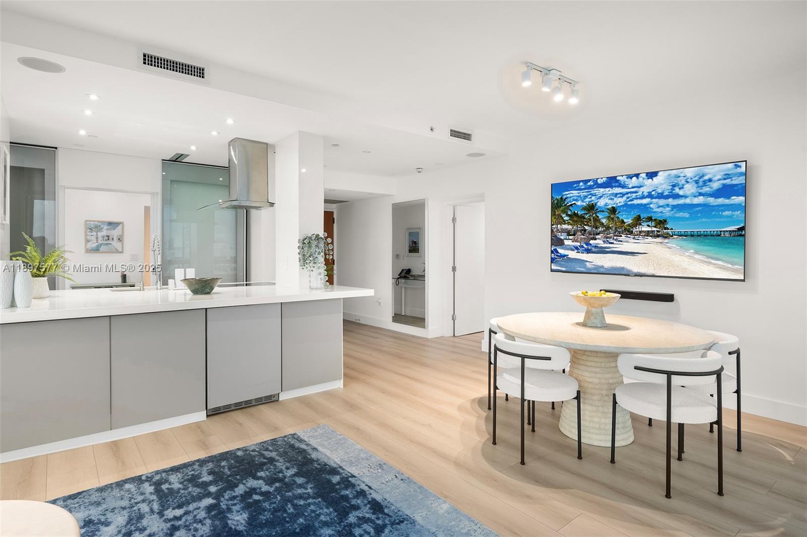 SETAI RESORT & RESIDENCES - Residential Lease