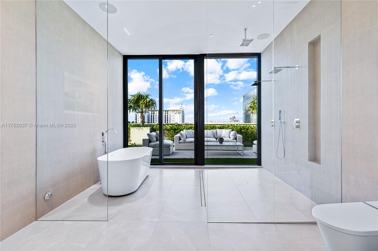 GIRALDA PLACE CONDO - Residential