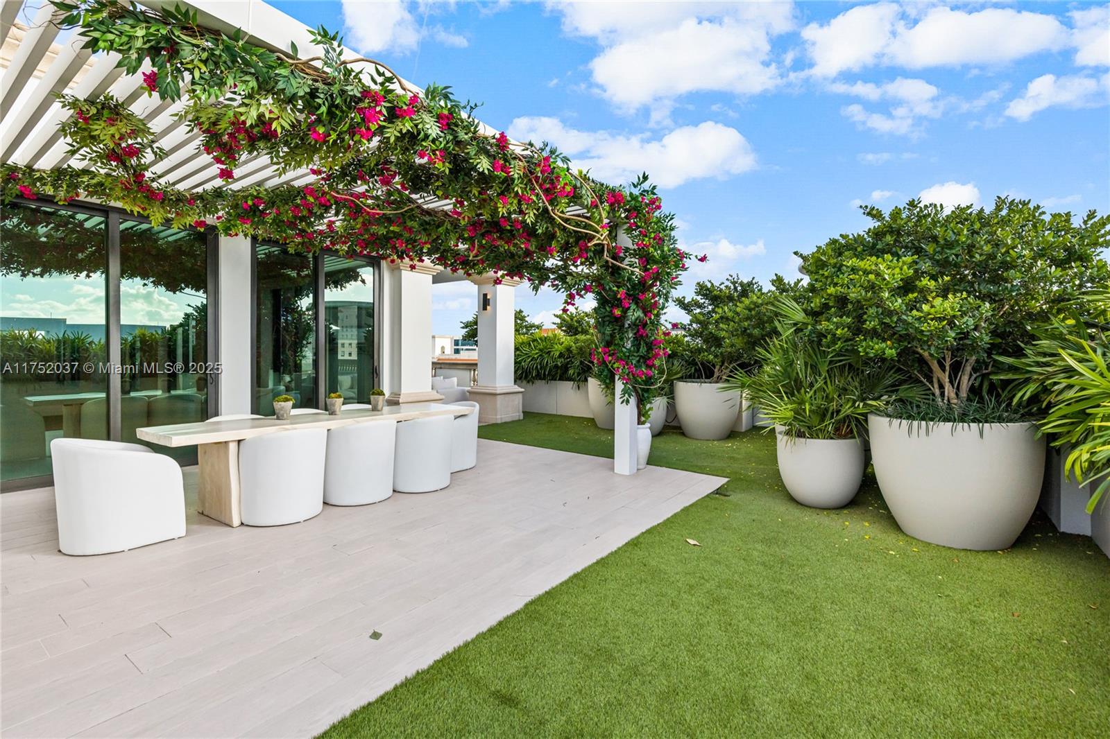 GIRALDA PLACE CONDO - Residential