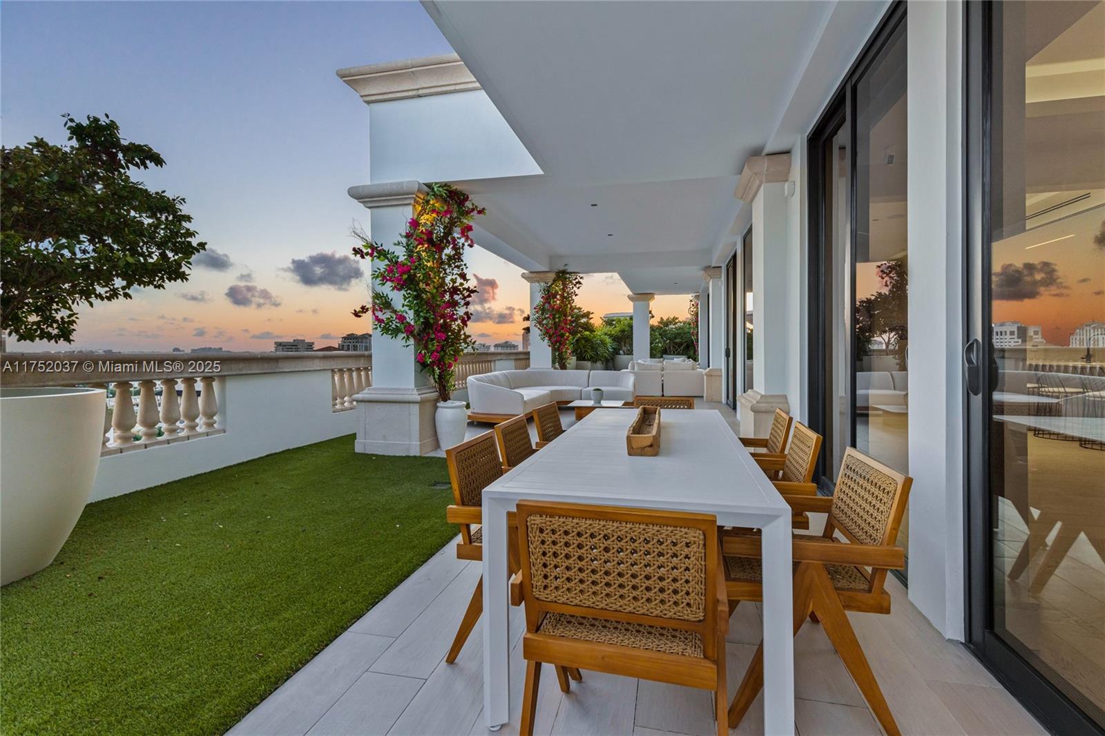 GIRALDA PLACE CONDO - Residential