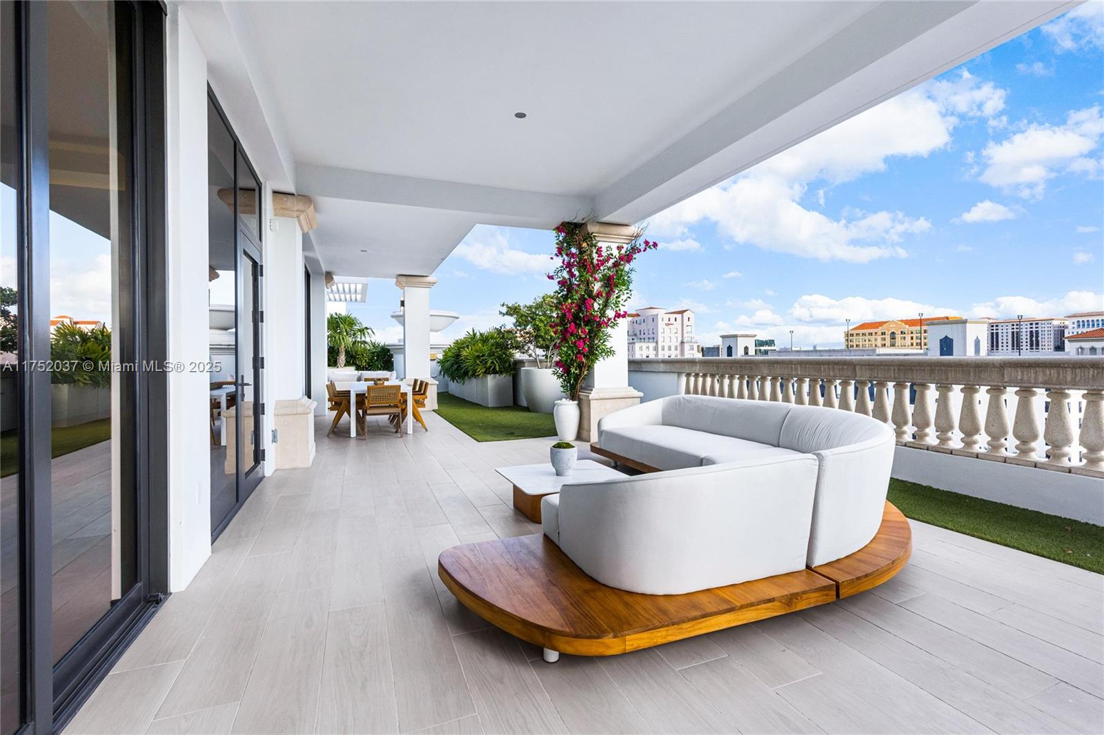 GIRALDA PLACE CONDO - Residential