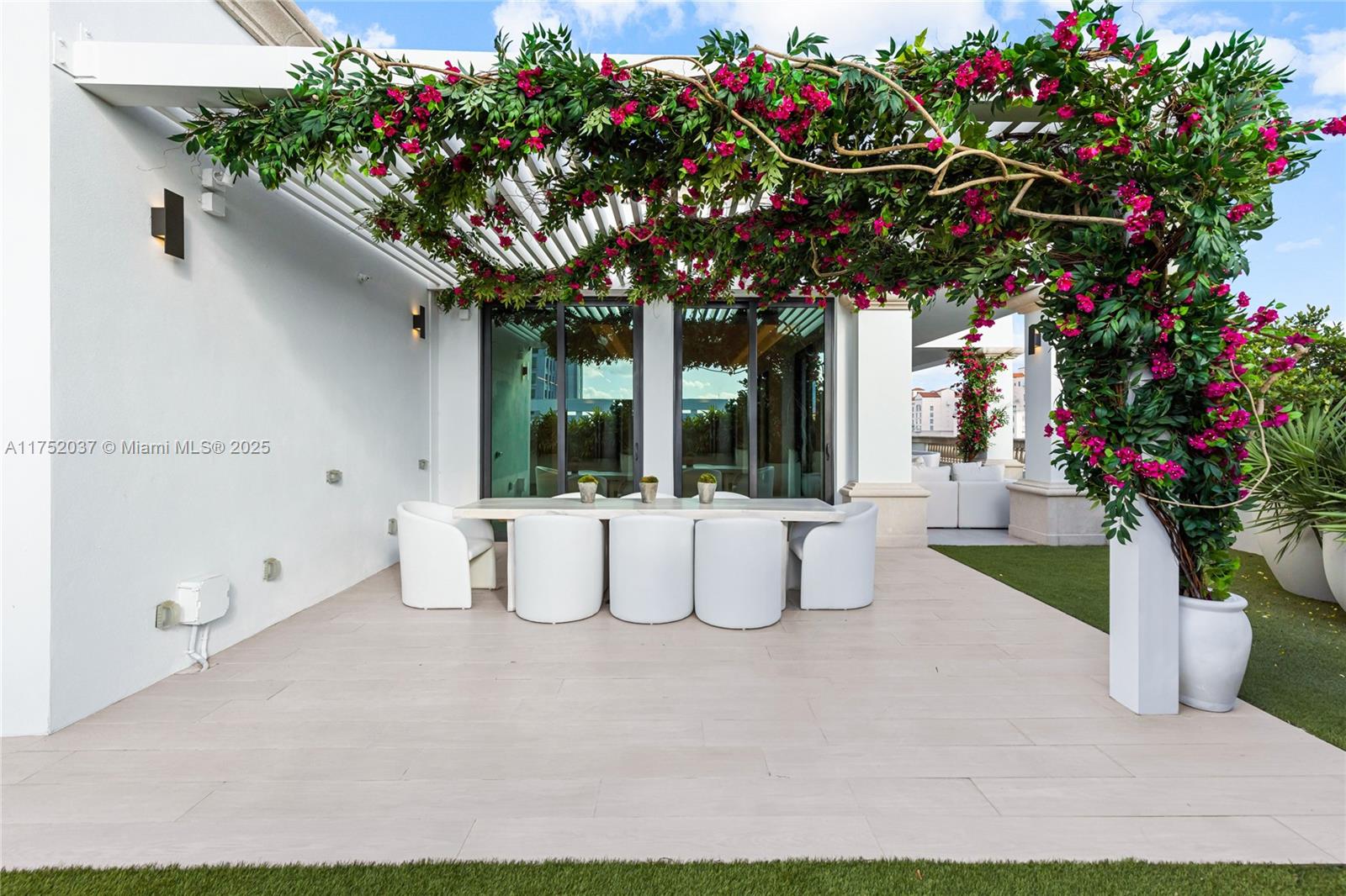 GIRALDA PLACE CONDO - Residential