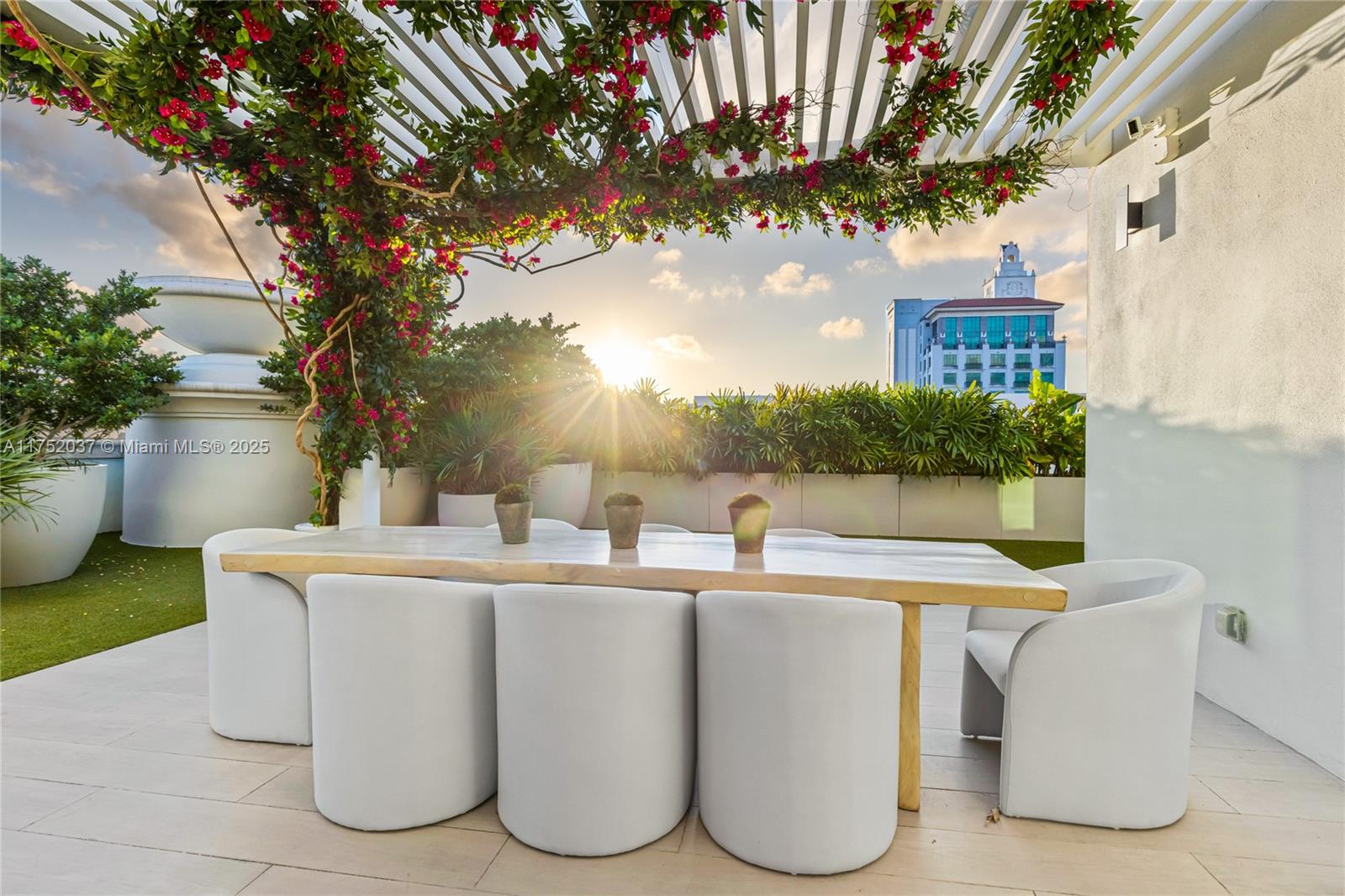 GIRALDA PLACE CONDO - Residential