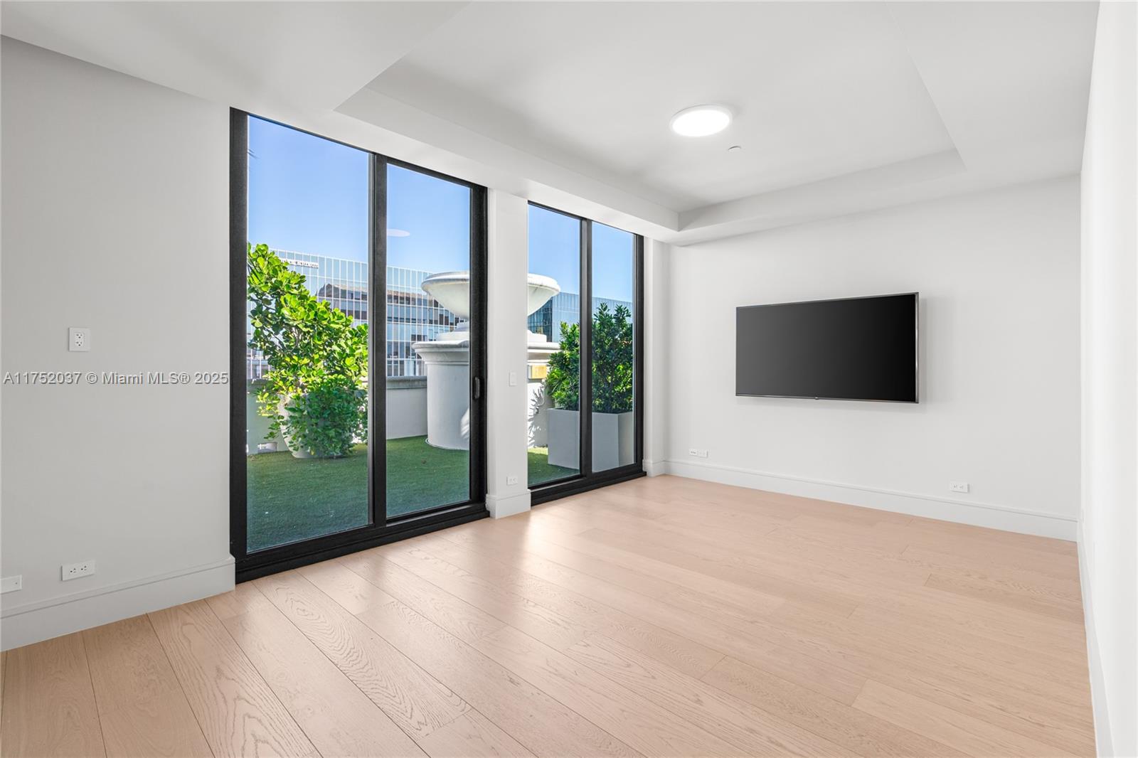 GIRALDA PLACE CONDO - Residential