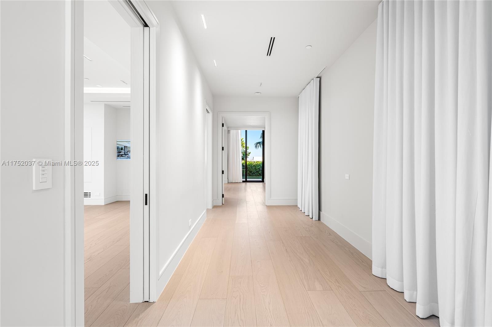 GIRALDA PLACE CONDO - Residential