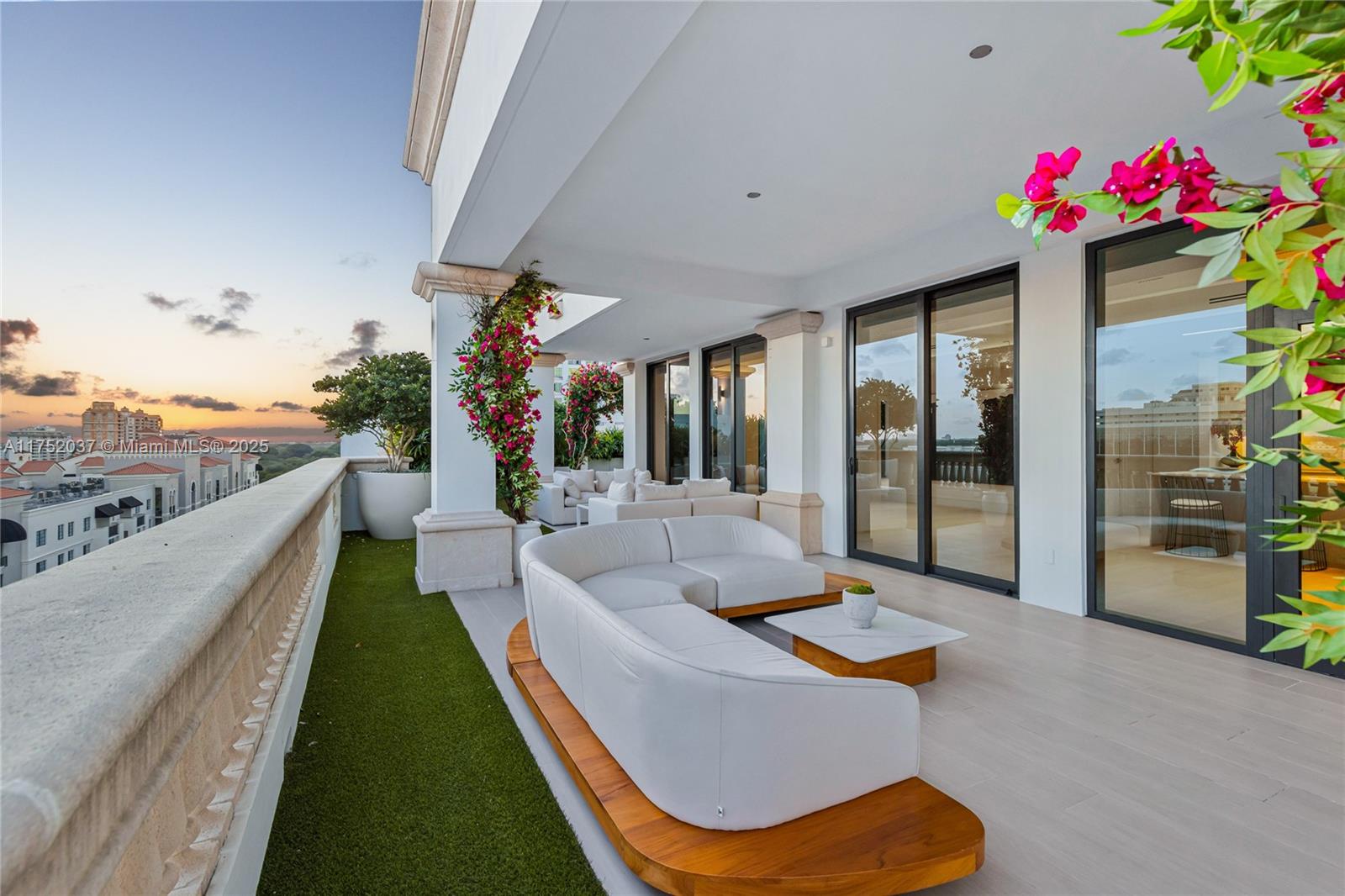 GIRALDA PLACE CONDO - Residential