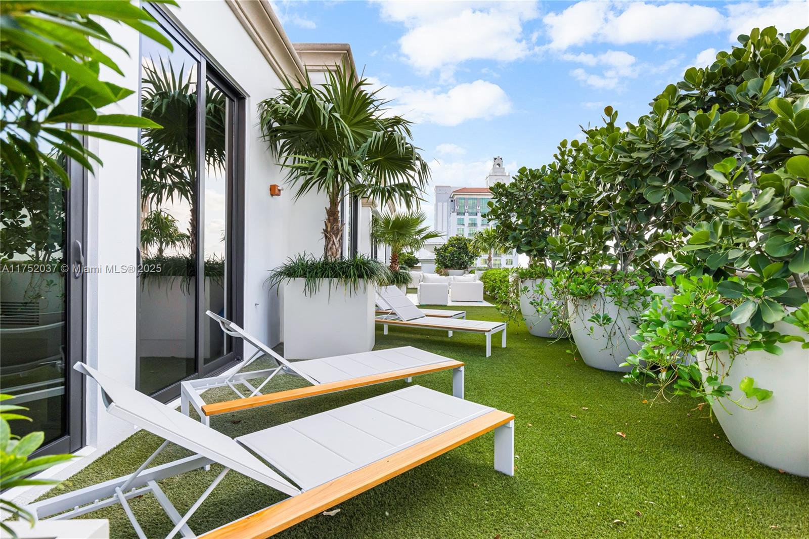 GIRALDA PLACE CONDO - Residential