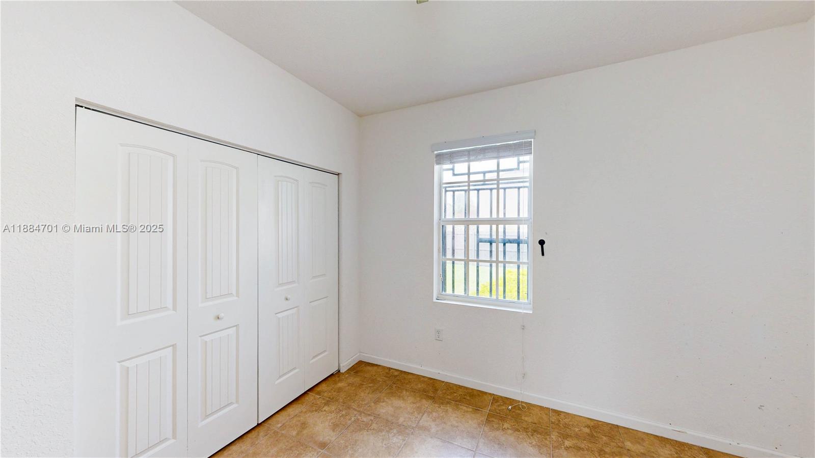 ESTATE MANSIONS 1ST ADDN - Residential