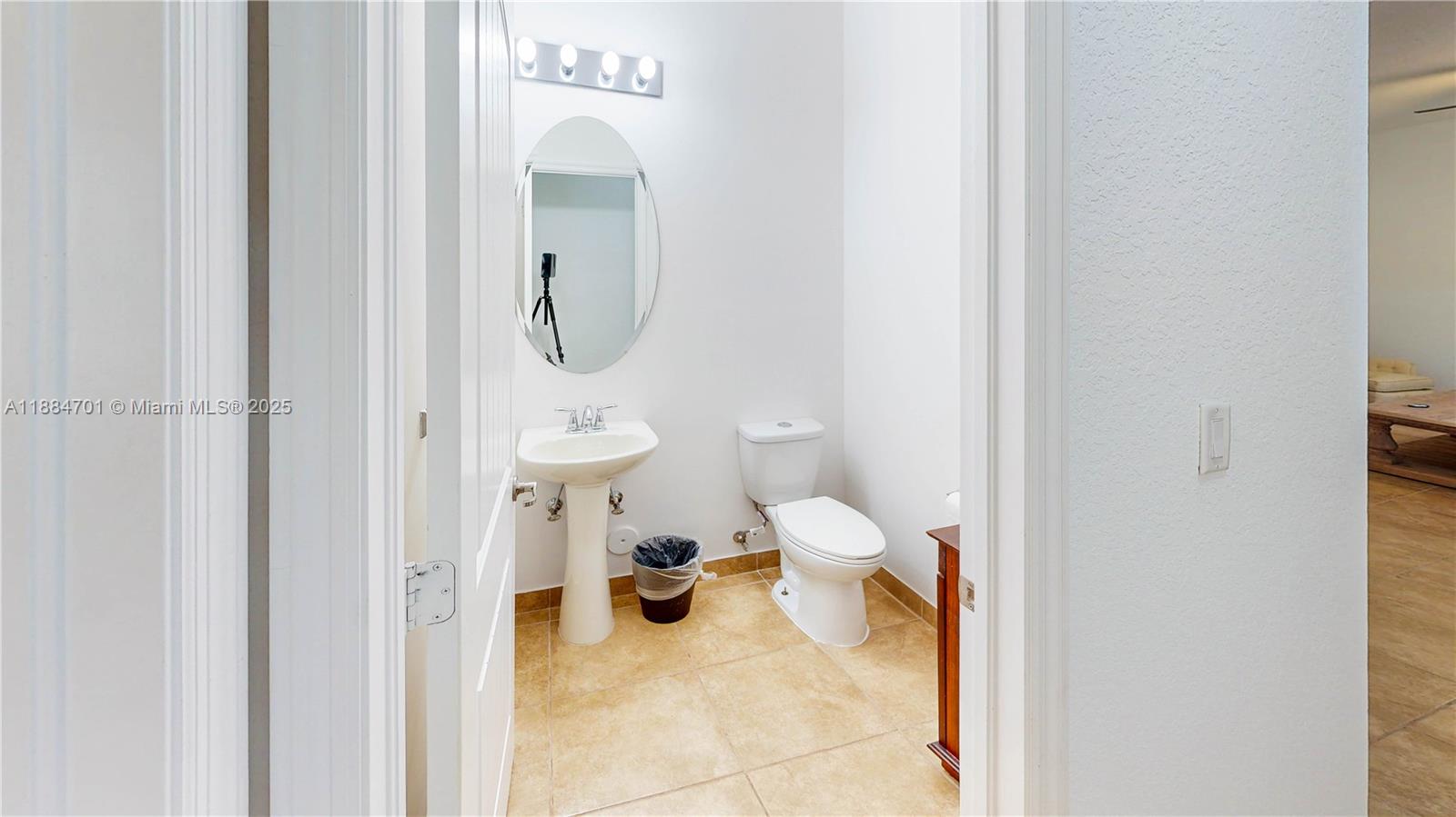 ESTATE MANSIONS 1ST ADDN - Residential