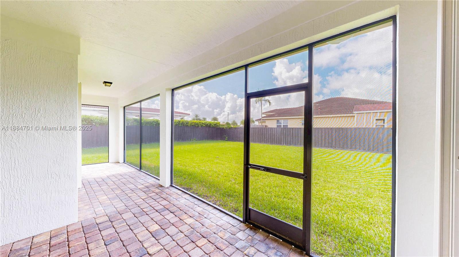 ESTATE MANSIONS 1ST ADDN - Residential