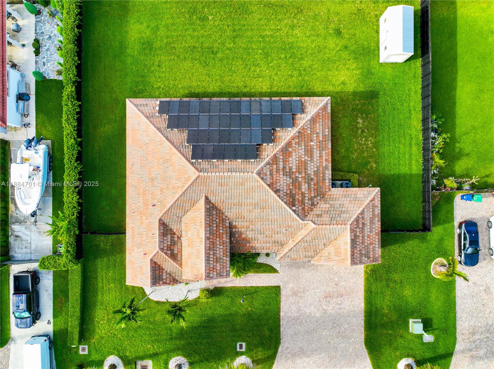 ESTATE MANSIONS 1ST ADDN - Residential